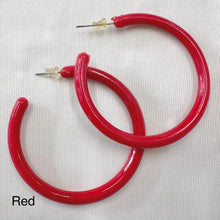 Vintage Chunky Plastic Hoop Earrings | Large 5.5cm Retro Hoop Earrings | White Red Pink Black Blue Statement Earrings | 80s 90s Vintage