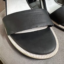 Vintage Black Leather Lace-Up Heeled Sandals / Chunky Block Heel / Minimalist Strappy Shoes / EU 40 US 9 AU 9 / 90s Style