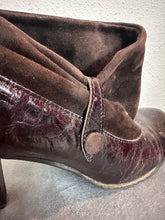 Vintage Brown Two-Tone Ankle Boots – Suede & Leather Mix