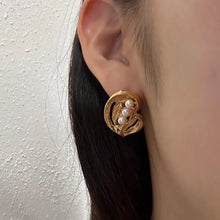 Vintage Gold Tone Pearl Heart Stud Earrings