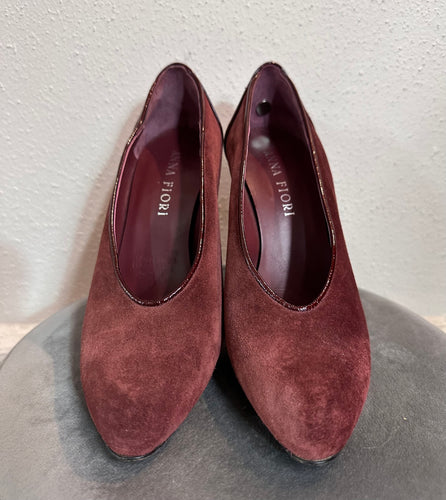 Burgundy Suede Bow-Front Platform Heels – Vintage Classic