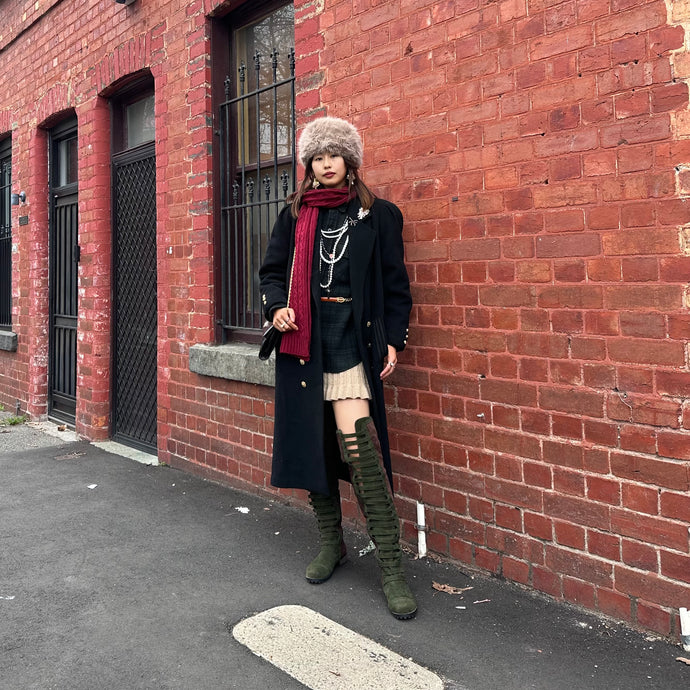 Vintage 80s Black Military Coat – Gold Buttons, Structured Wool