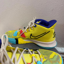 Nike Kyrie 7 “1 World 1 People” Basketball Shoes US10 / EU44 | Bright Multicolor Sneakers | Nike Kyrie Trainers