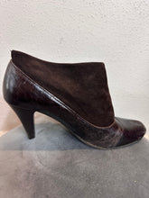 Vintage Brown Two-Tone Ankle Boots – Suede & Leather Mix