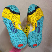 Nike Kyrie 7 “1 World 1 People” Basketball Shoes US10 / EU44 | Bright Multicolor Sneakers | Nike Kyrie Trainers