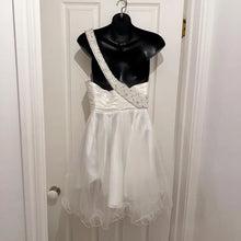 Vintage White One Shoulder Pearl Embellished Party Dress Size 8 Fairy Prom Dress