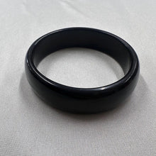 Vintage Black Acrylic Bangle / Minimal Glossy Chunky Bracelet / Classic Retro Jewelry