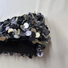 Vintage Sequin Clutch Bag – Black & Silver Disc Embellished Evening Clutch
