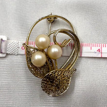 Vintage Pearl Floral Brooch | Gold Tone Filigree Brooch | Mid Century Pearl Pin | 1950s Vintage Jewelry