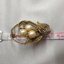 Vintage Pearl Floral Brooch | Gold Tone Filigree Brooch | Mid Century Pearl Pin | 1950s Vintage Jewelry
