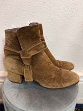 Vintage Tan Suede Ankle Boots – Boho Block Heel Style