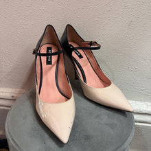 Rochas Black Beige Patent Leather Mary Jane Heels (EU 41) Made in Italy Pumps