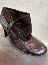 Vintage Brown Two-Tone Ankle Boots – Suede & Leather Mix