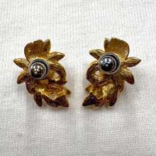 Vintage Gold Tone Pearl & Rhinestone Floral Stud Earrings