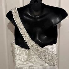 Vintage White One Shoulder Pearl Embellished Party Dress Size 8 Fairy Prom Dress
