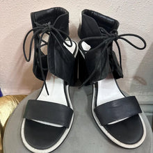 Vintage Black Leather Lace-Up Heeled Sandals / Chunky Block Heel / Minimalist Strappy Shoes / EU 40 US 9 AU 9 / 90s Style
