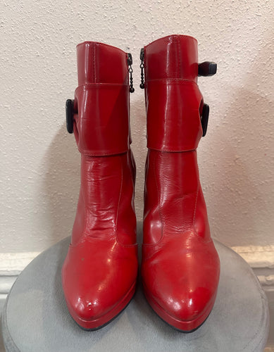 Vintage Red Patent Leather Bow Ankle Boots – Stiletto Heel, Pre-Loved Statement Style