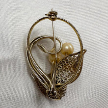 Vintage Pearl Floral Brooch | Gold Tone Filigree Brooch | Mid Century Pearl Pin | 1950s Vintage Jewelry
