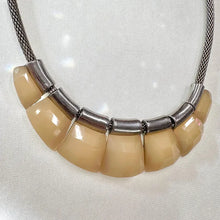 Vintage Beige Statement Necklace / Y2K Chunky Necklace / Silver Tone Collar Necklace / Retro Acrylic Necklace / Minimal Statement Jewelry