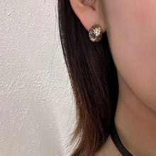 Vintage Gold Tone Rhinestone Stud Earrings – Oval Black & Crystal Accent