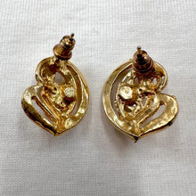 Vintage Gold Tone Pearl Heart Stud Earrings