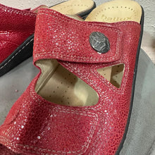 Vintage Red Leather Hallux Comfort Slide Sandals (EU 40)