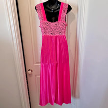 Vintage Fuchsia Satin Peignoir Set – Lace Trim Maxi Nightgown & Robe