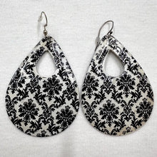 Black & White Damask Teardrop Drop Earrings – Vintage Baroque Print