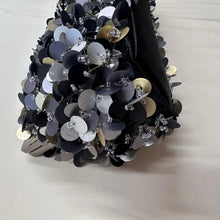 Vintage Sequin Clutch Bag – Black & Silver Disc Embellished Evening Clutch