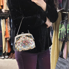 Vintage Floral Tapestry Kiss Lock Handbag | Victorian Carpet Bag, Made in Hong Kong