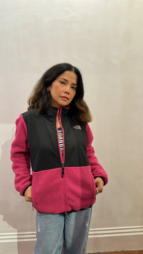 The North Face 90s Denali Fleece Jacket