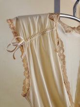 Vintage Lace Negligee and Dressing Gown In Champagne