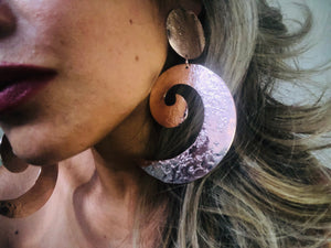 Rose gold oversized swirly earrings