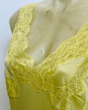 1930’s Vintage Slip Flower Lace-Trimmed Chemise